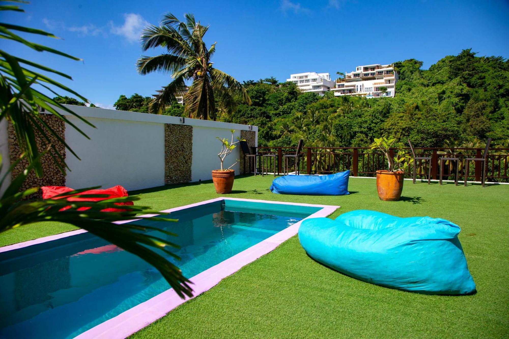 Chillax Boracay Vandrarhem Yapak Exteriör bild